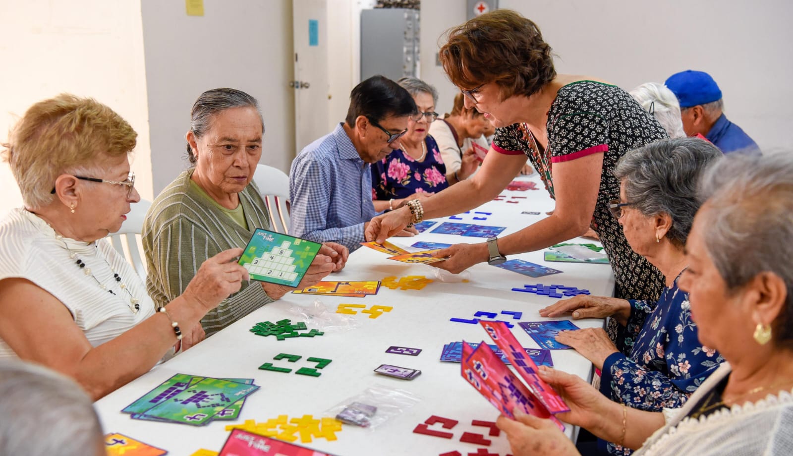 DIF Corregidora impulsa el bienestar de las personas adultas mayores con talleres y servicios especializados