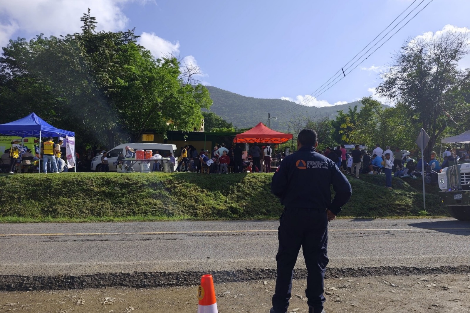 Peregrinación al Tepeyac avanza sin contratiempos con apoyo de Protección Civil en Querétaro