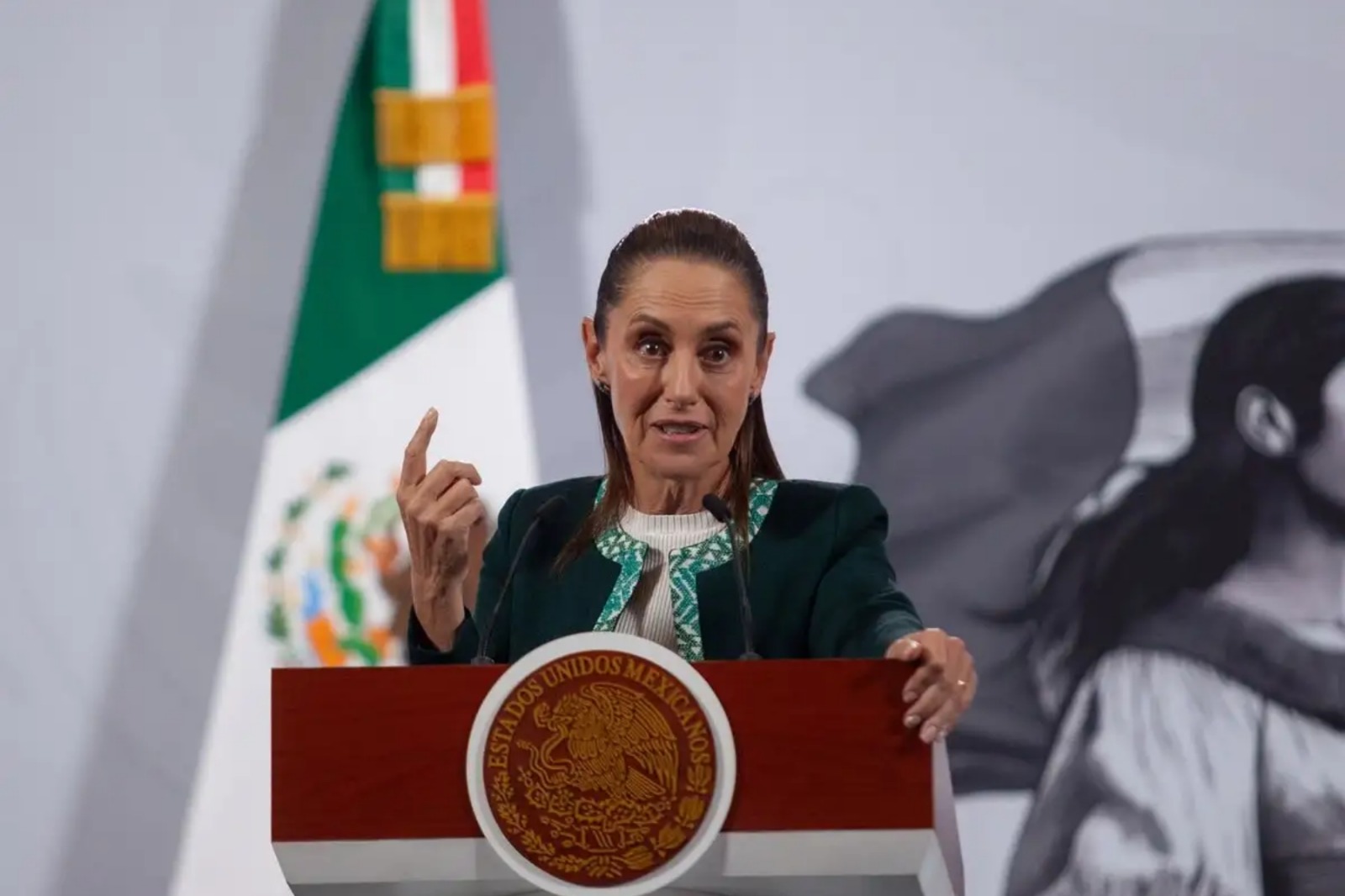 Sheinbaum cuestiona propuestas del PAN sobre el voto y las califica de “porfiristas”