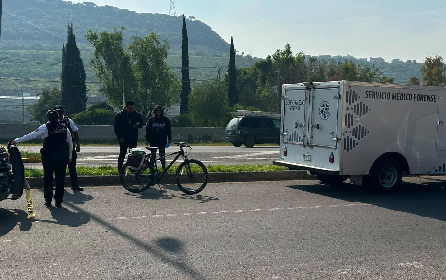 CICLISTA MUERE DESPUES DE DESVANECERSE EN AVENIDA 5 DE FEBRERO!