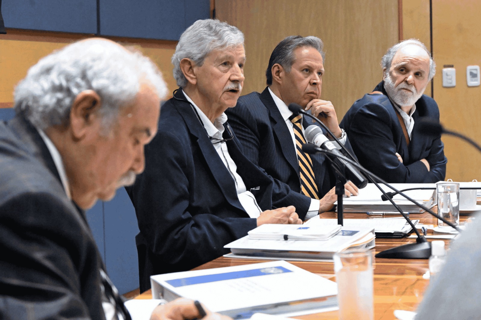 UNAM instala comisión para revisar el examen de ingreso mientras aspirantes exigen repetir la evaluación