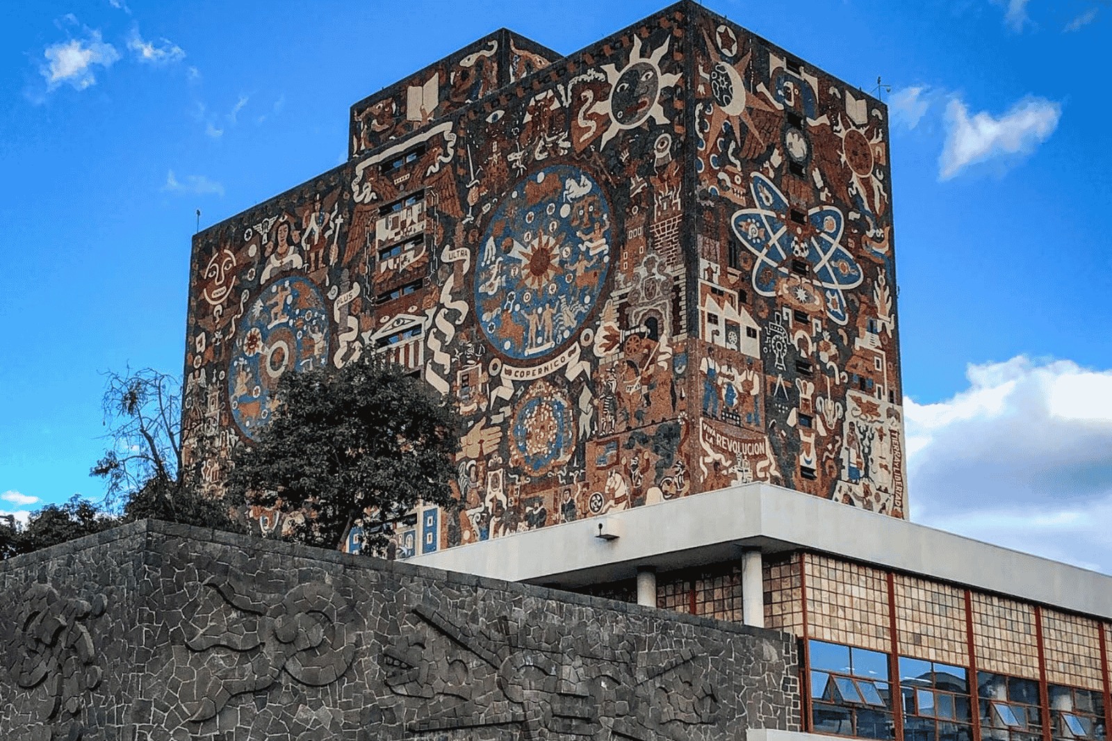 UNAM ajusta calendario escolar al 31 de agosto y anuncia fechas para el examen control