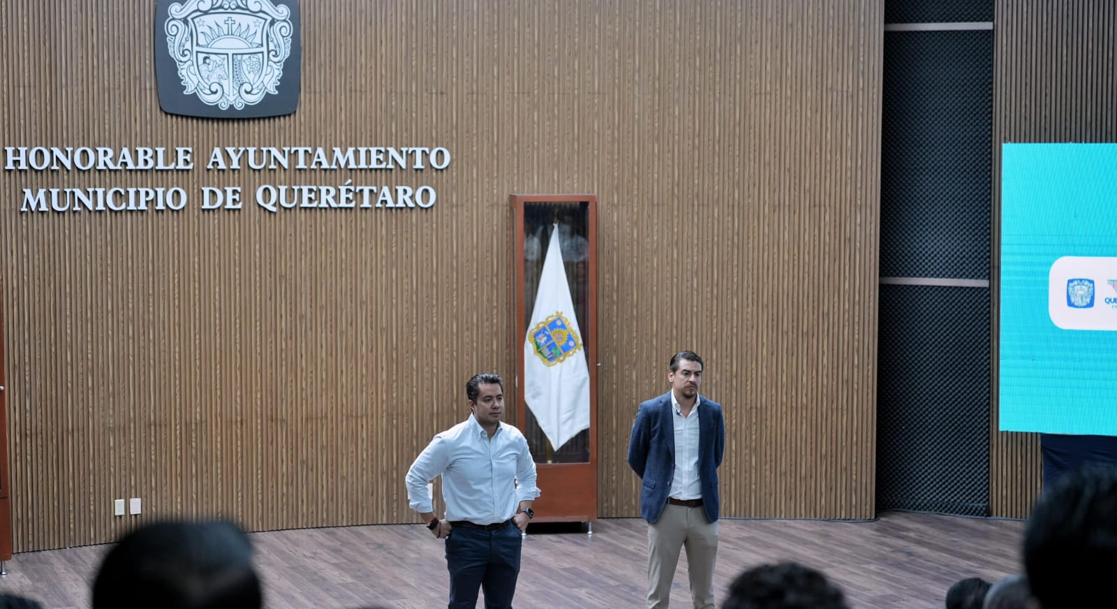 Felifer Macías inicia la semana con reunión de gabinete a las 5:30 de la mañana