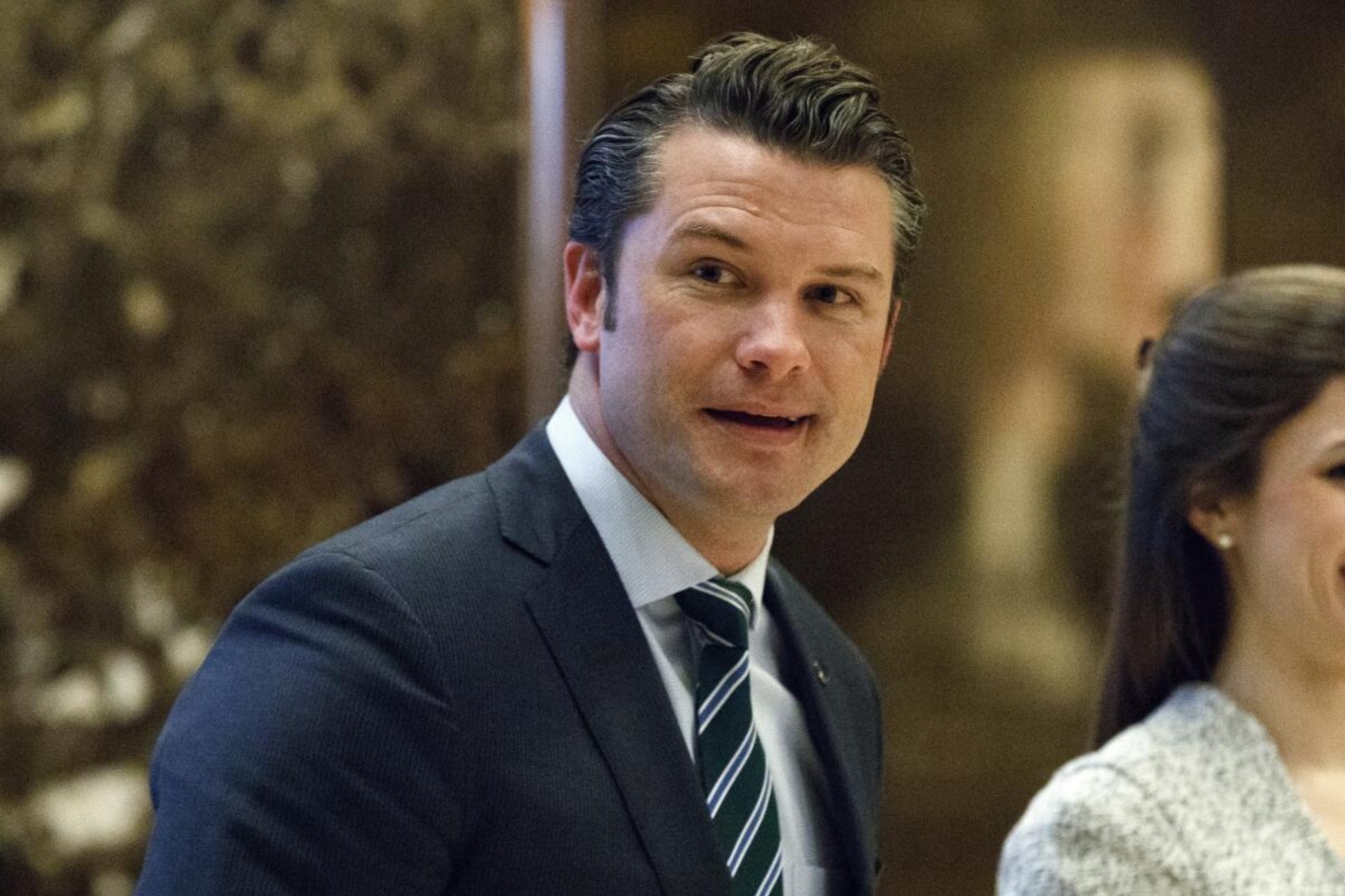 Pete Hegseth advierte que cárteles serán objetivos militares de Estados Unidos