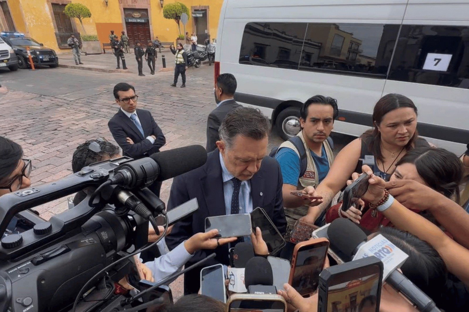 Mauricio Kuri responde a Claudia Sheinbaum por propuesta de protocolo anti narcocandidatos
