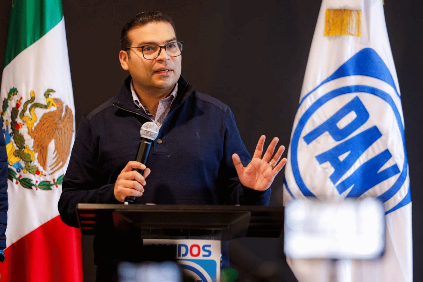 PAN Querétaro se deslinda de lonas contra Rocha Moya y Morena