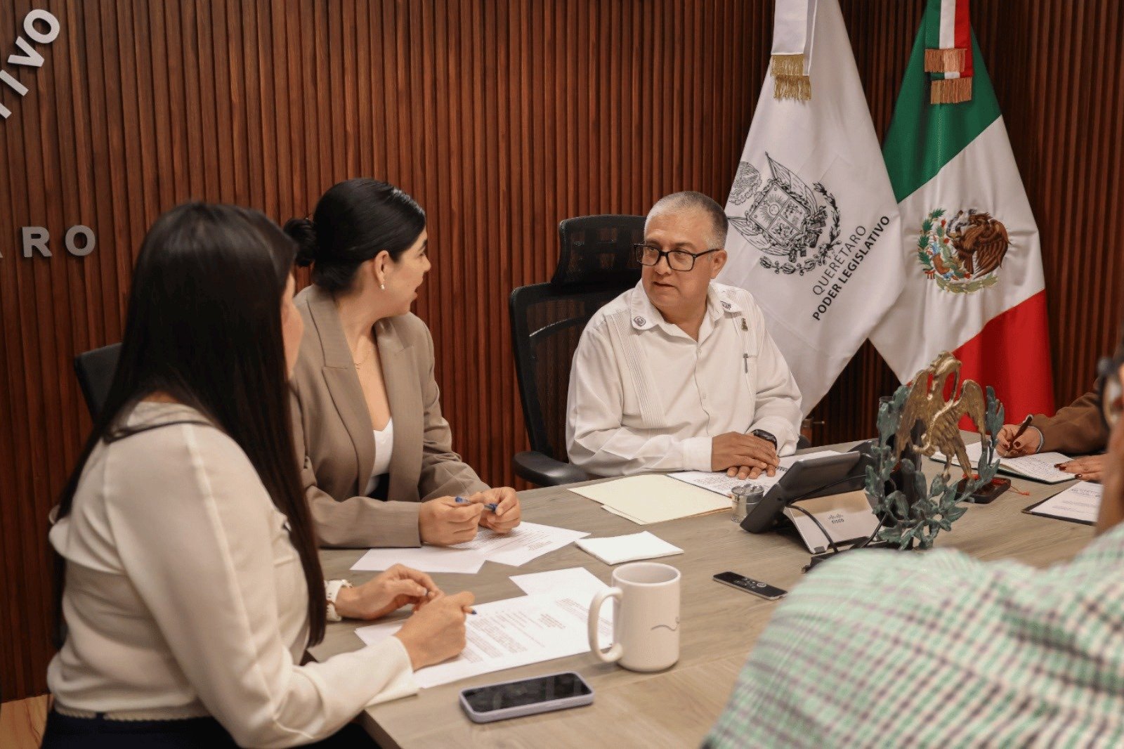 Sinuhé Piedragil defiende la apertura del Congreso ante propuesta “anti Santiago”