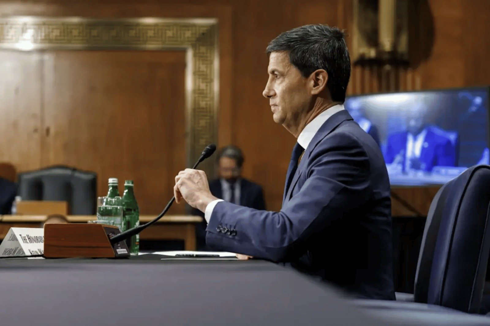 FED eleva la tasa de referencia y mercados reaccionan a la decisión