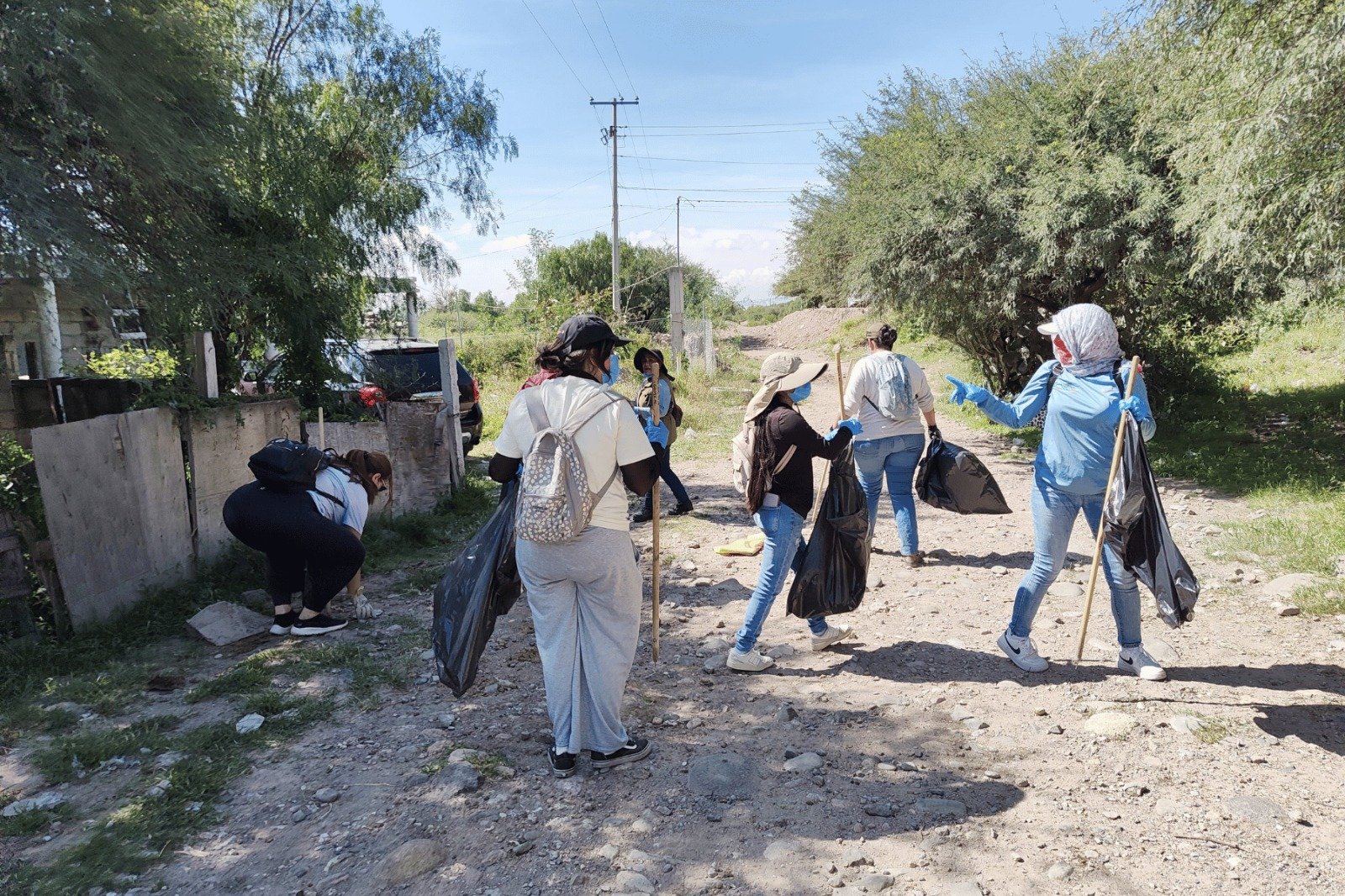 Retiran 34 toneladas de residuos del río Querétaro durante jornada de Conagua