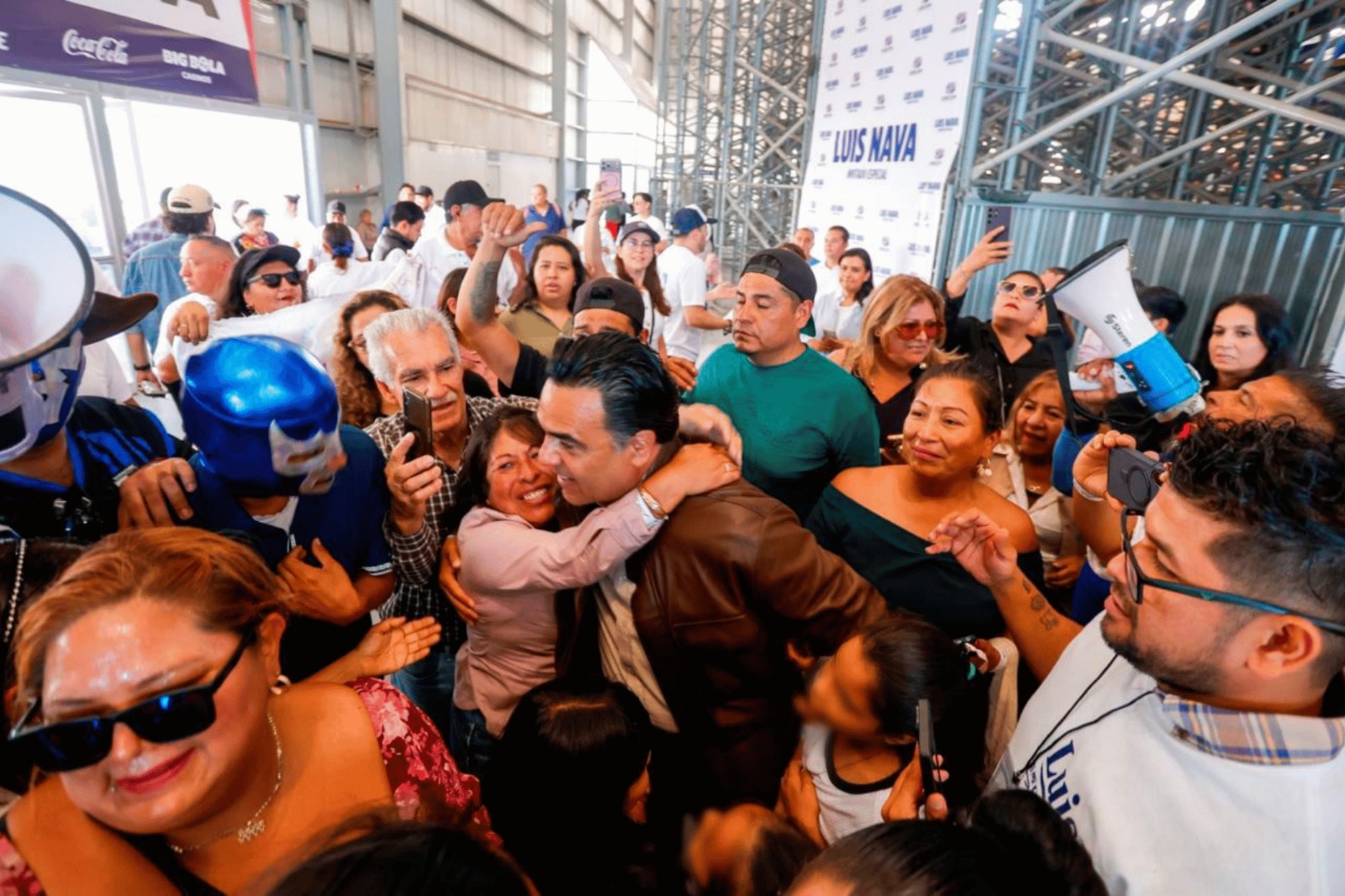 Mauricio Kuri señala al IEEQ para determinar si actos de Luis Nava son anticipados