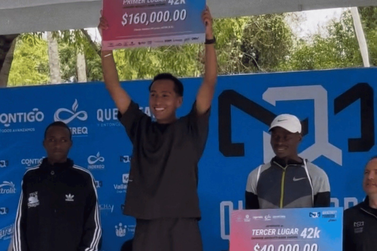 Emmanuel Reyes y Fanny Oropeza ganan el Querétaro Maratón 2026