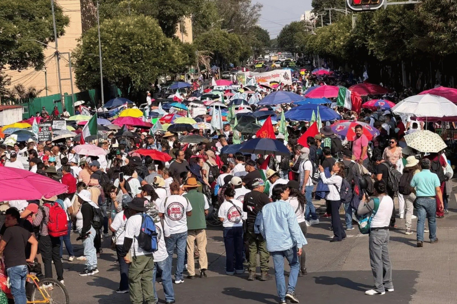 Trabajadores del IMSS exigen presupuesto de salud equivalente al 7% del PIB