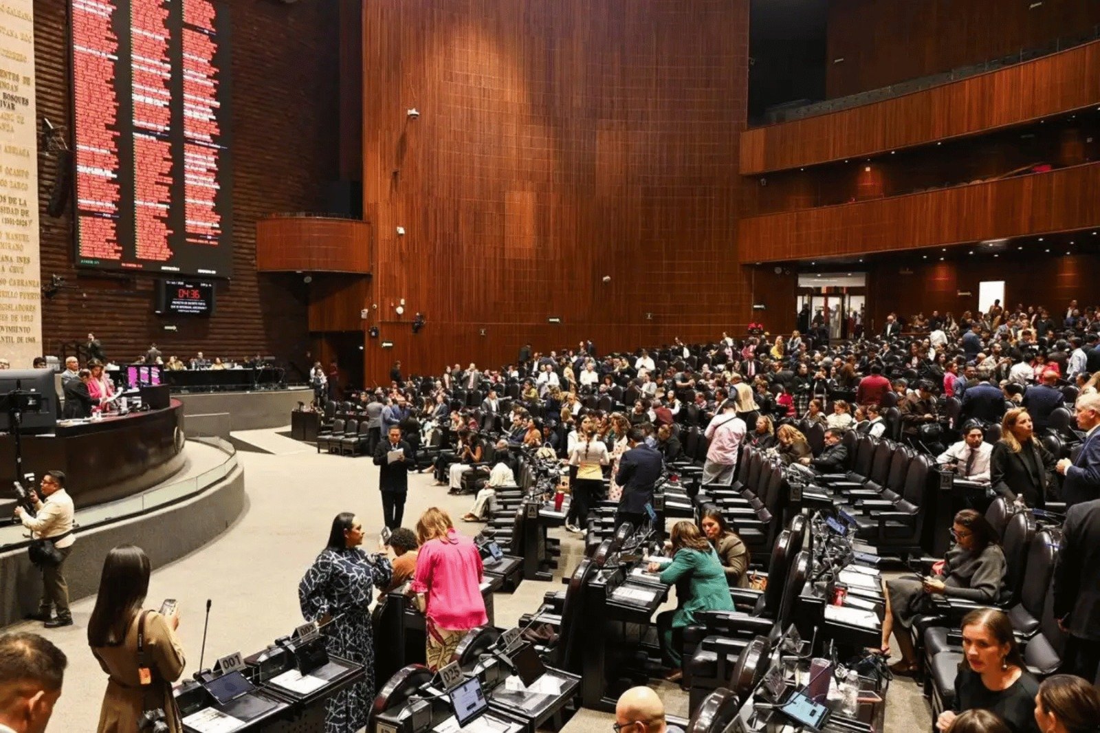 Cámara de Diputados avala la Ley de Ingresos 2027 y autoriza deuda federal por 1.7 billones de pesos