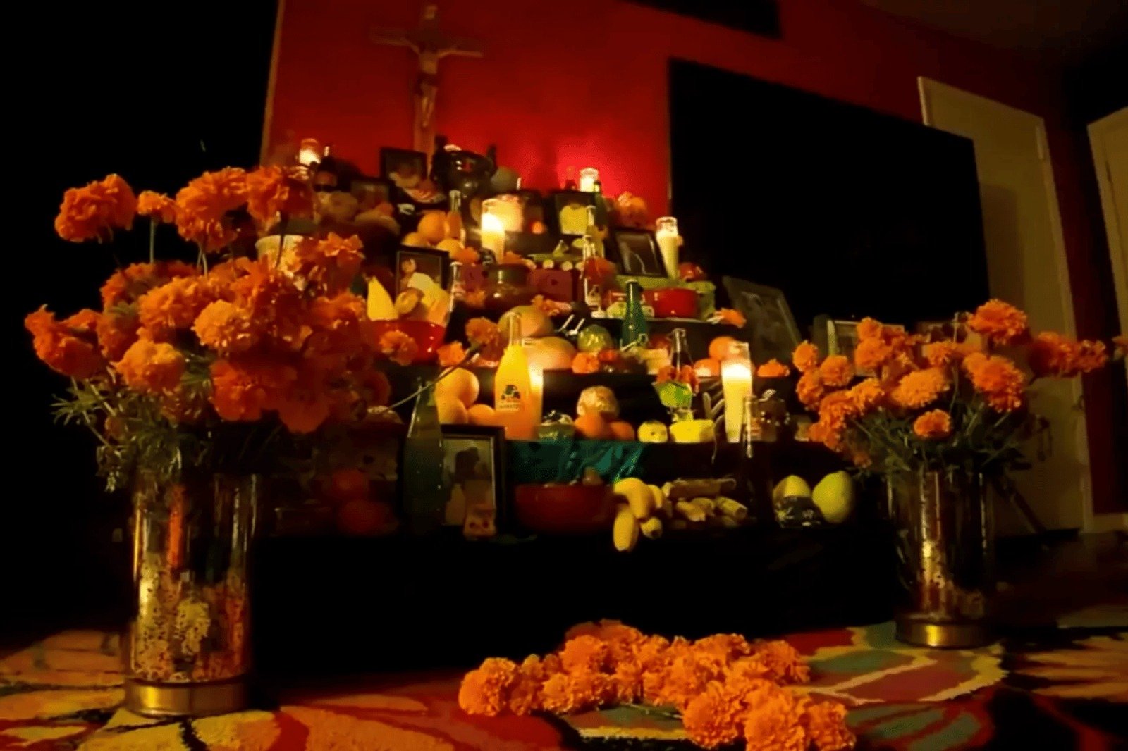 Protección Civil llama a prevenir incendios y evitar fuego en las ofrendas de Día de Muertos