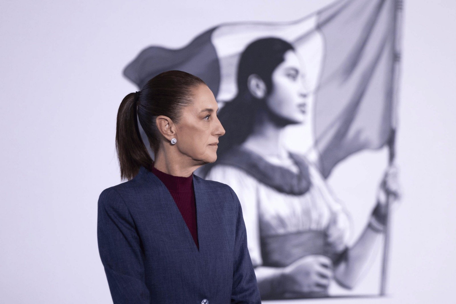 Claudia Sheinbaum confirma elecciones de 2027 y solicita transparencia en licitaciones del INE